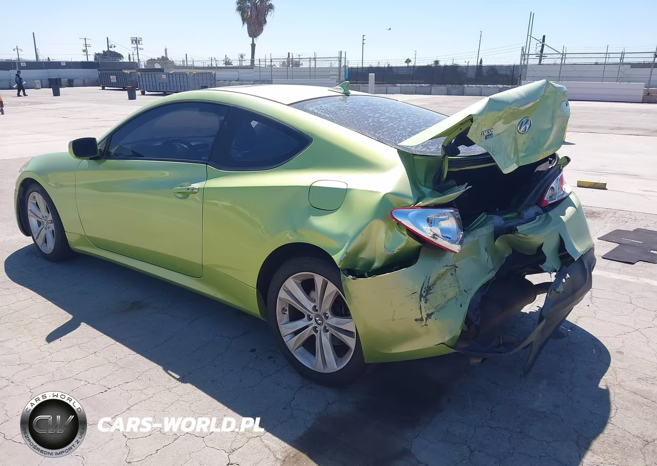 2010 Hyundai Genesis 2.0T Premium VIN:KMHHT6KD2AU018809 - 3