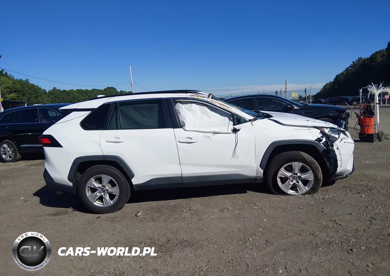 2021 Toyota Rav4 Xle VIN:2T3P1RFV7MC159345 - 13
