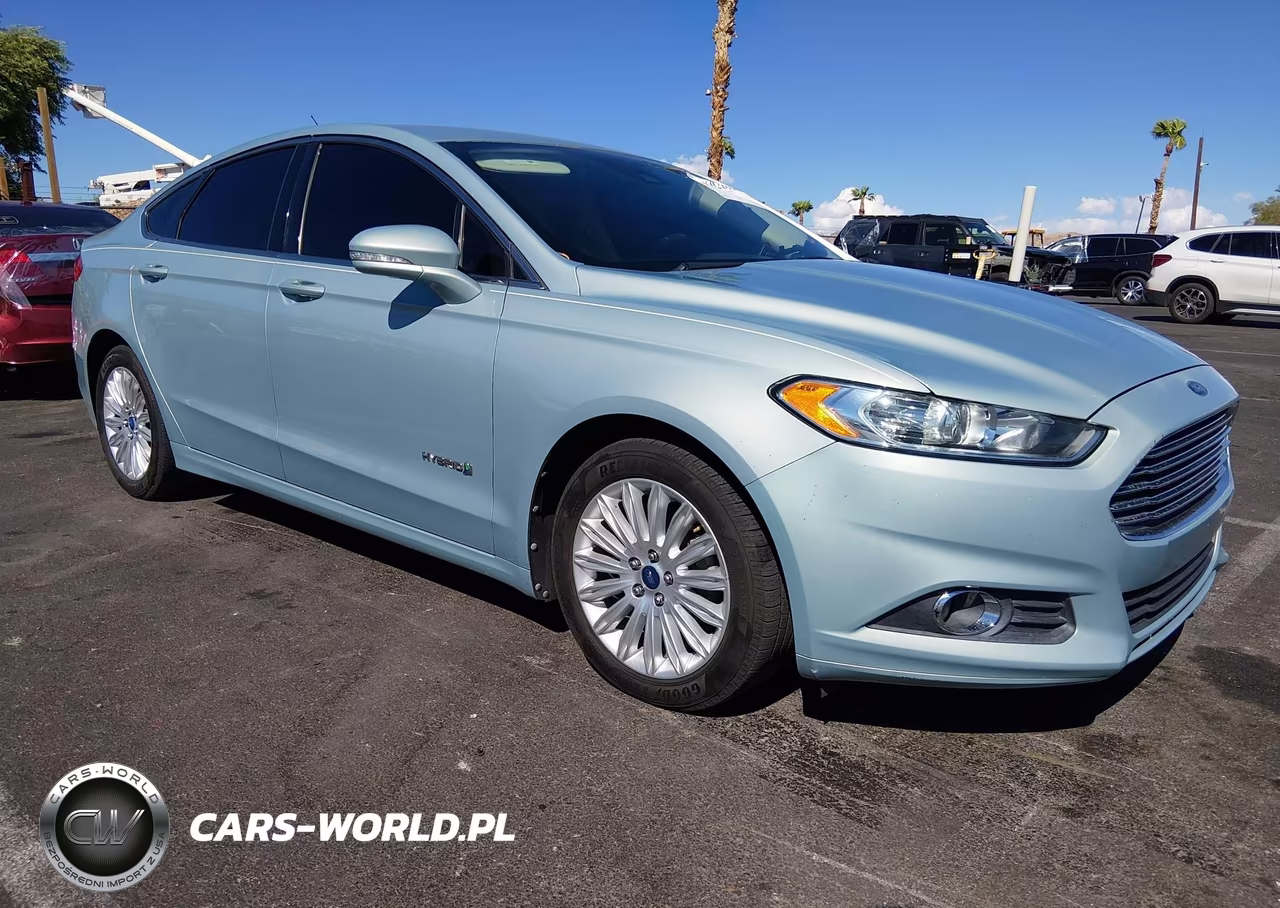 2013 Ford Fusion Hybrid Se