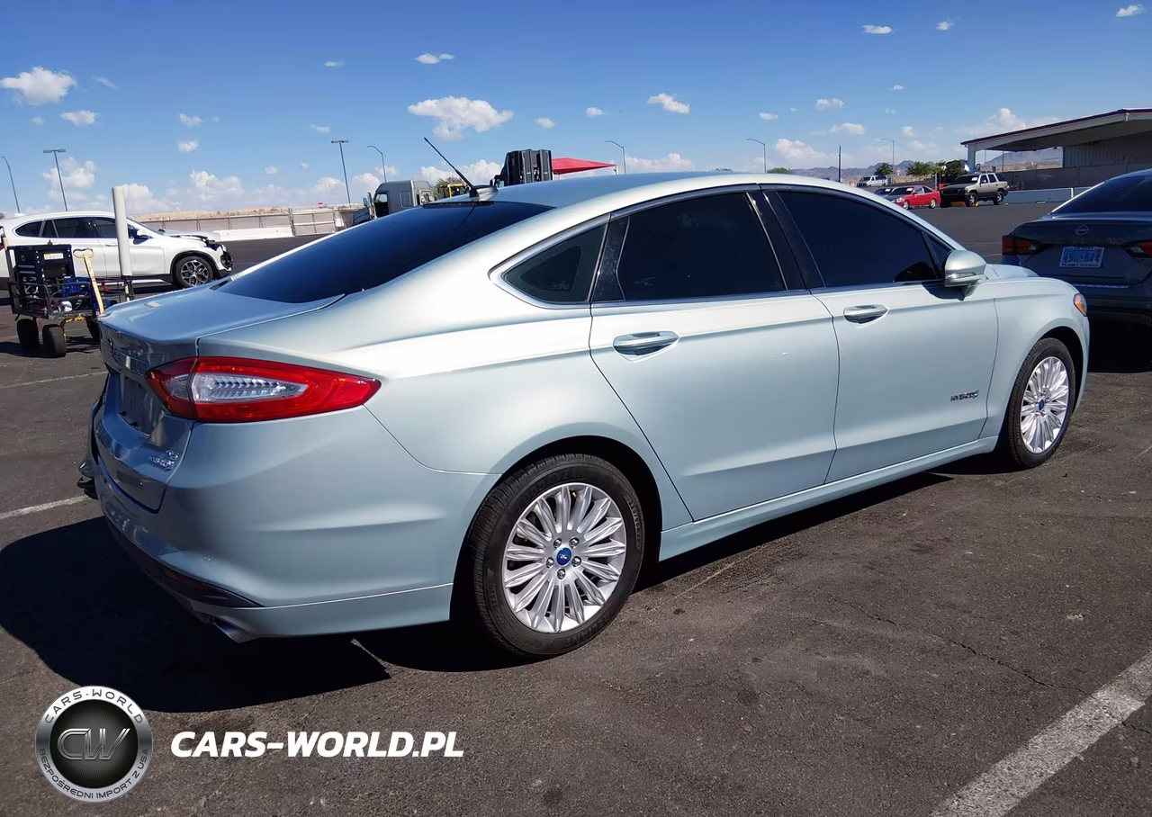 2013 Ford Fusion Hybrid Se VIN:3FA6P0LU6DR217973 - 4