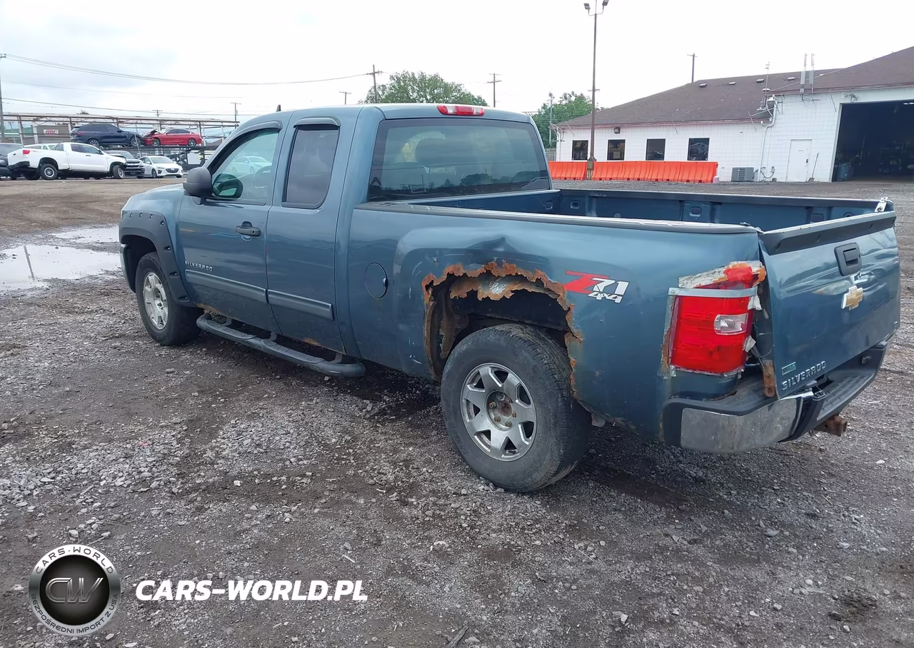 2011 Chevrolet Silverado 1500 Lt VIN:1GCRKSE31BZ246182 - 3
