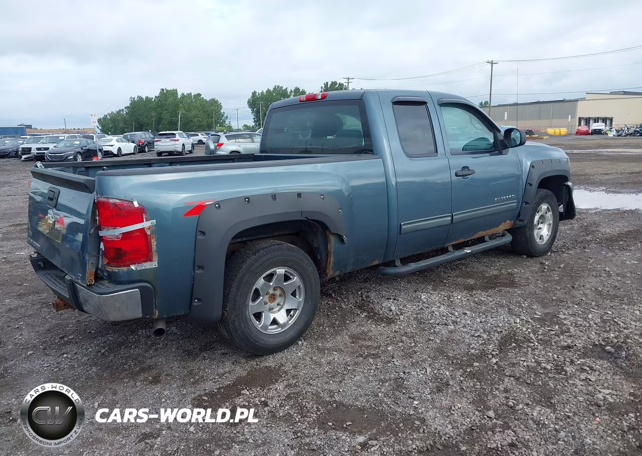 2011 Chevrolet Silverado 1500 Lt VIN:1GCRKSE31BZ246182 - 4