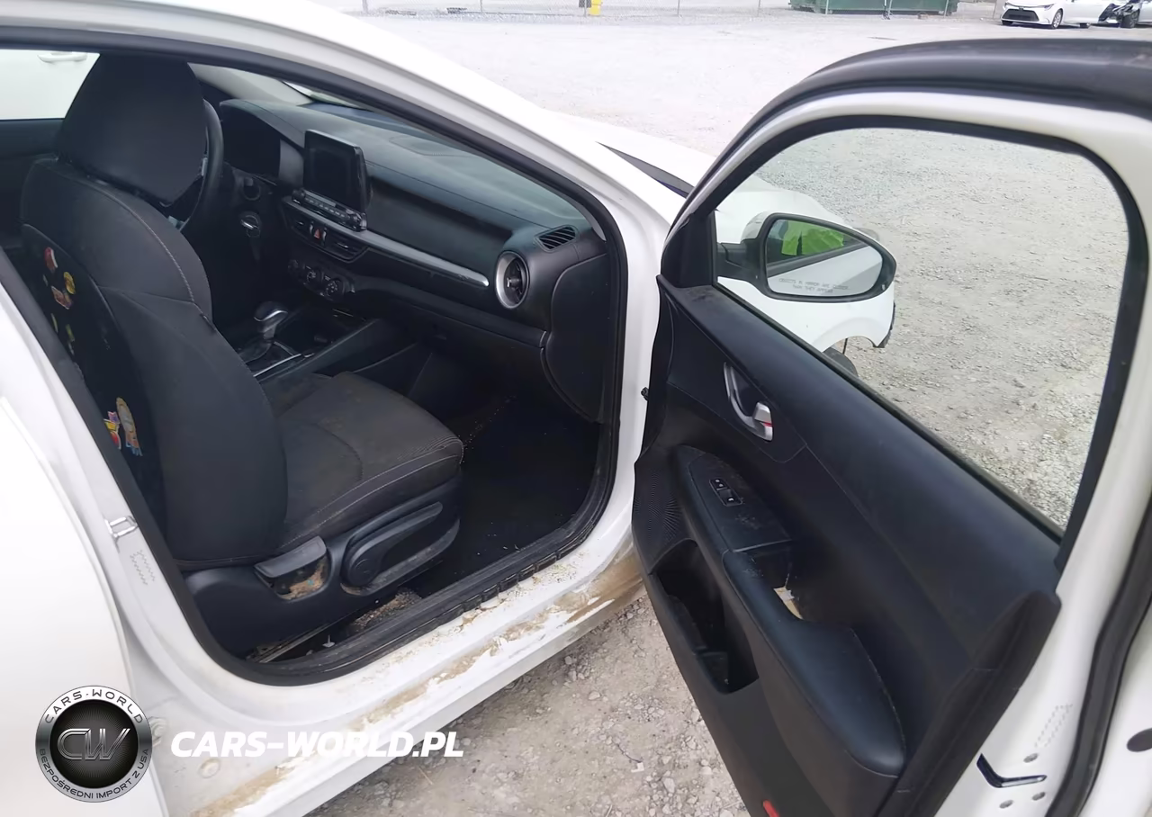 2020 Kia Forte Fe VIN:3KPF24ADXLE145586 - 5