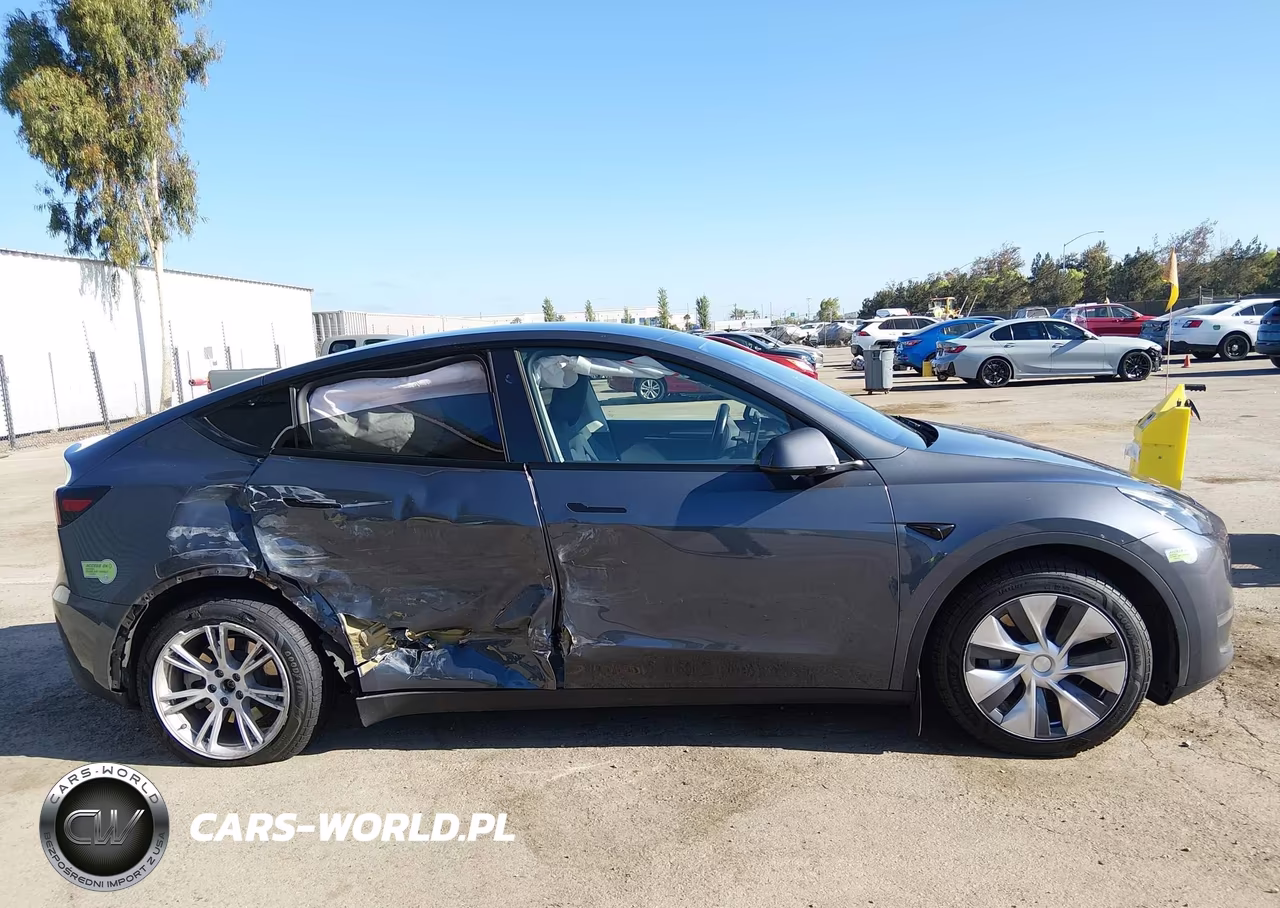 2023 Tesla Model Y Awd-Long Range Dual Motor All-Wheel Drive VIN:7SAYGDEE9PA154910 - 11