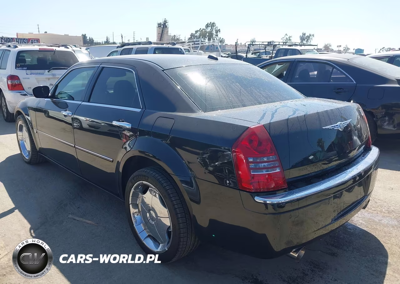 2005 Chrysler 300C VIN:2C3AA63H45H588076 - 3