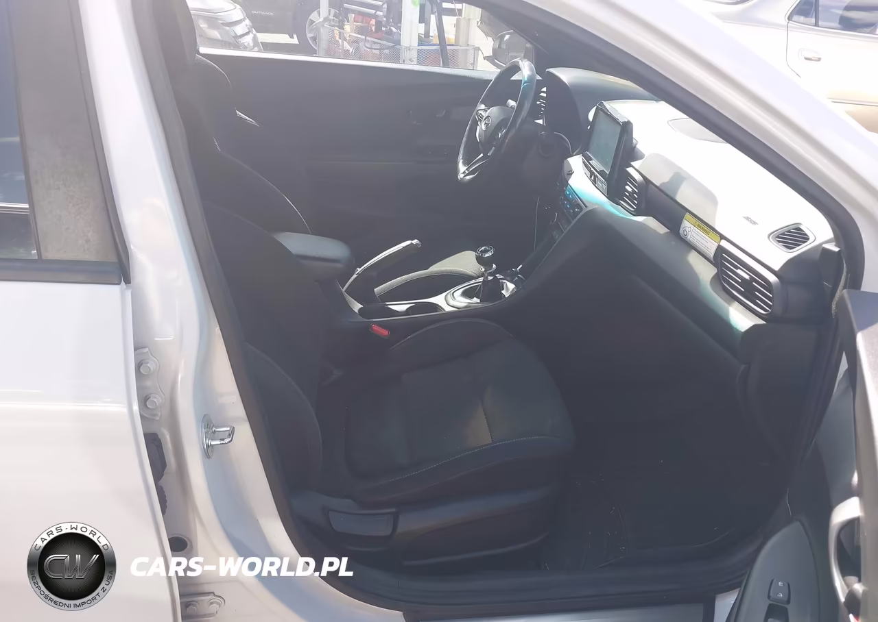2019 Hyundai Veloster N VIN:KMHT36AH6KU002435 - 5