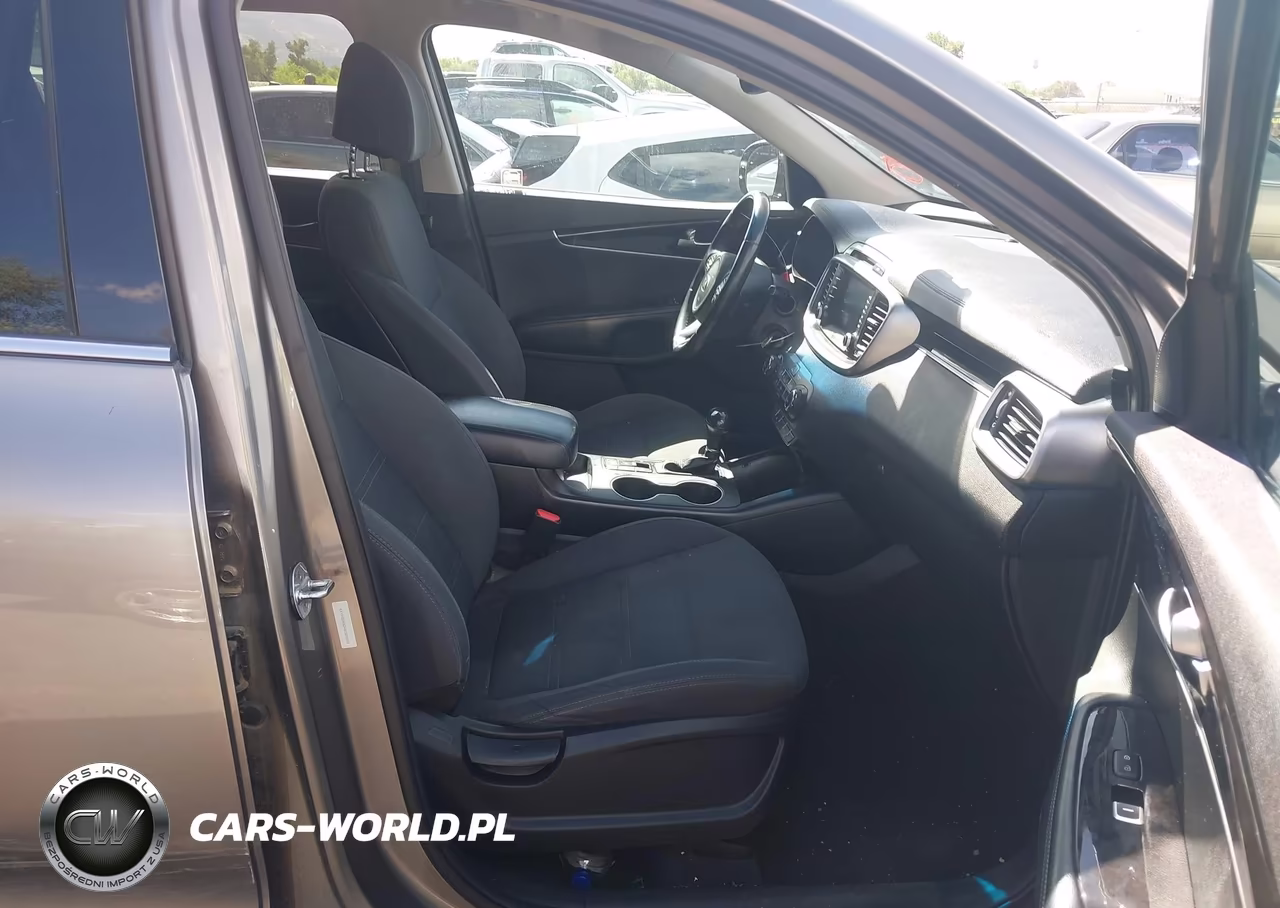 2017 Kia Sorento 3.3L Lx VIN:5XYPGDA52HG320602 - 5