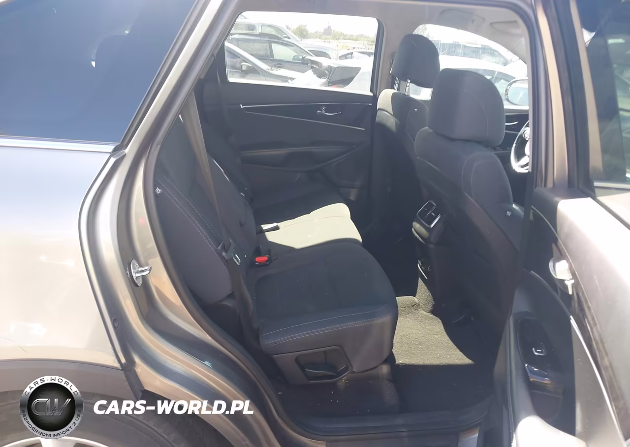2017 Kia Sorento 3.3L Lx VIN:5XYPGDA52HG320602 - 8