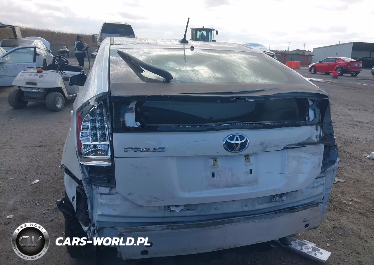 2011 Toyota Prius Two VIN:JTDKN3DU9B5337667 - 16