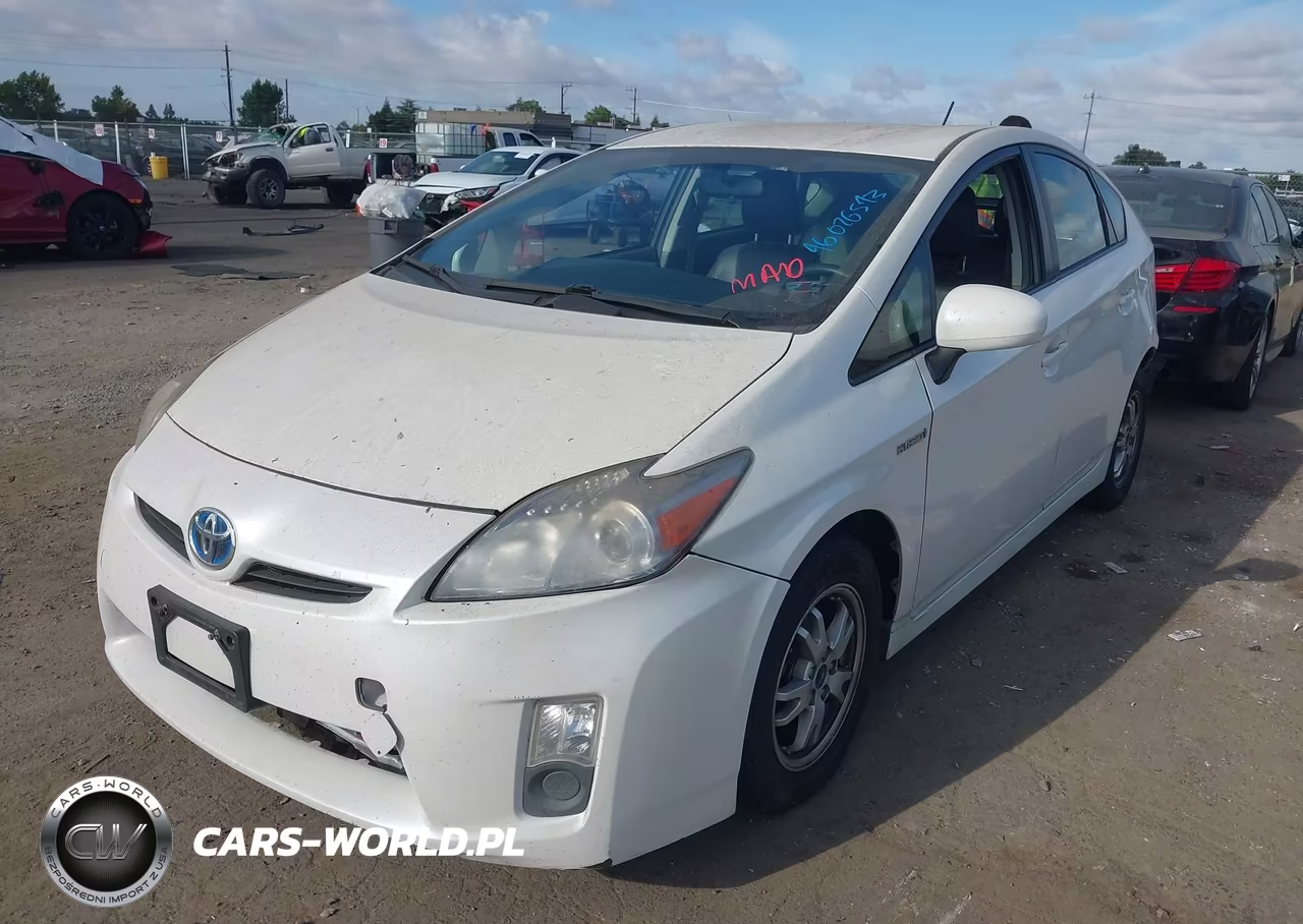 2011 Toyota Prius Two VIN:JTDKN3DU9B5337667 - 2