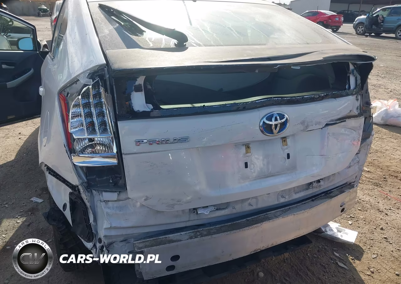 2011 Toyota Prius Two VIN:JTDKN3DU9B5337667 - 6