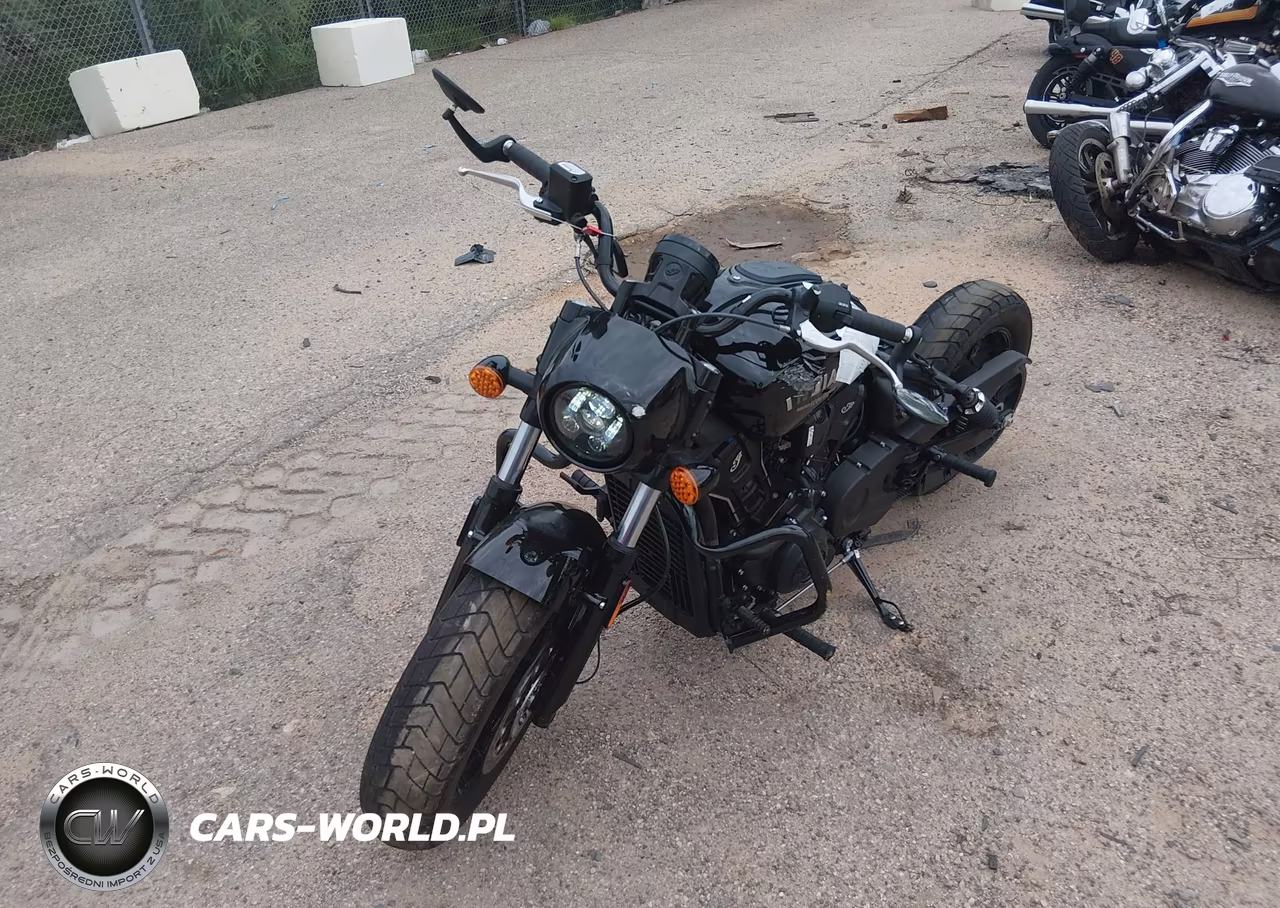 2025 Indian Motorcycle Co. Scout Bobber Limited +Tech – zdjęcie 1 z 13