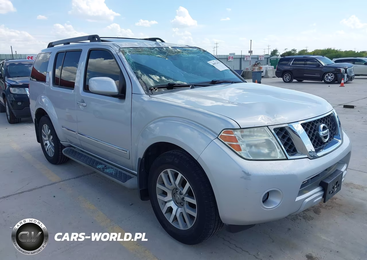 2012 Nissan Pathfinder Le