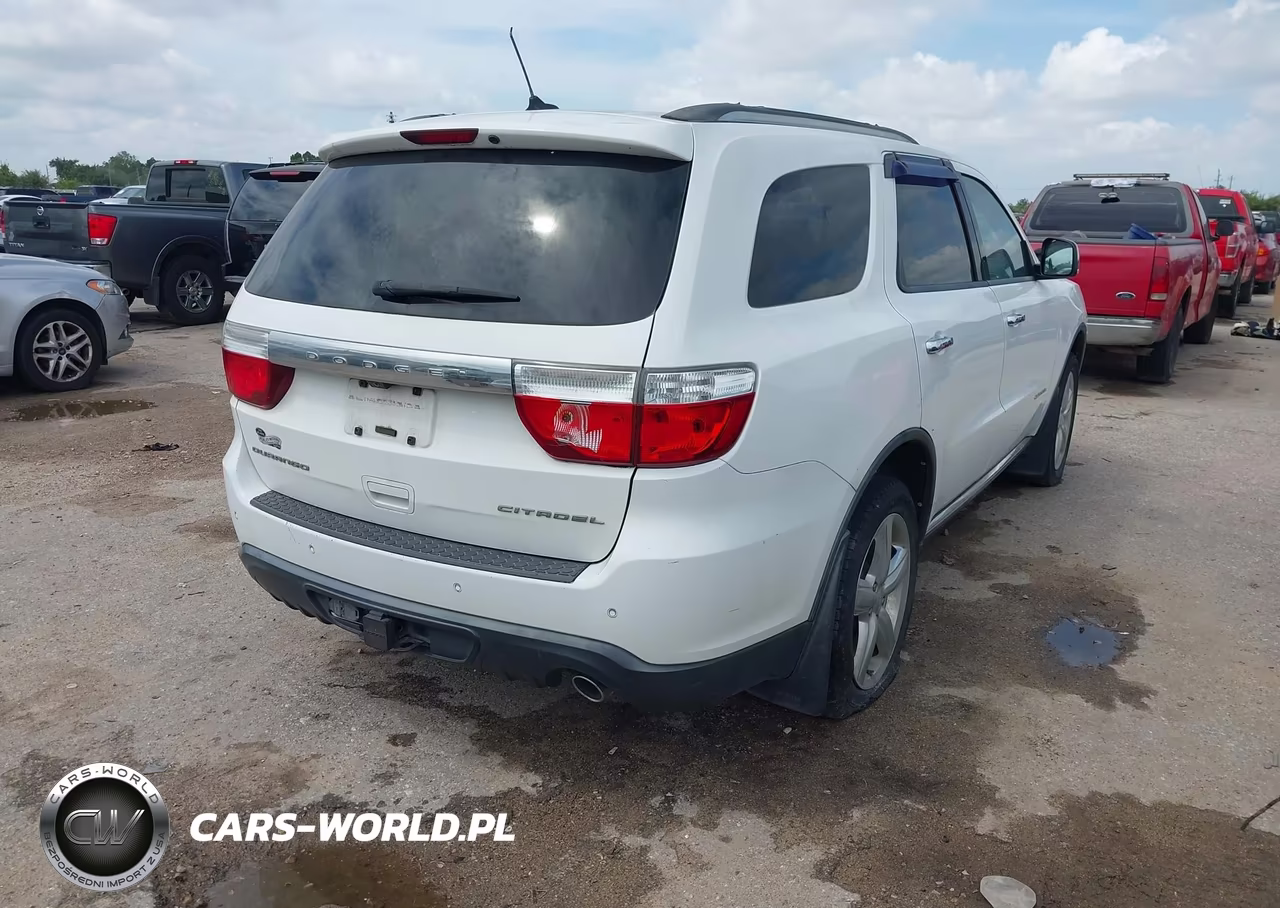 2013 Dodge Durango Citadel VIN:1C4RDHEGXDC571709 - 4