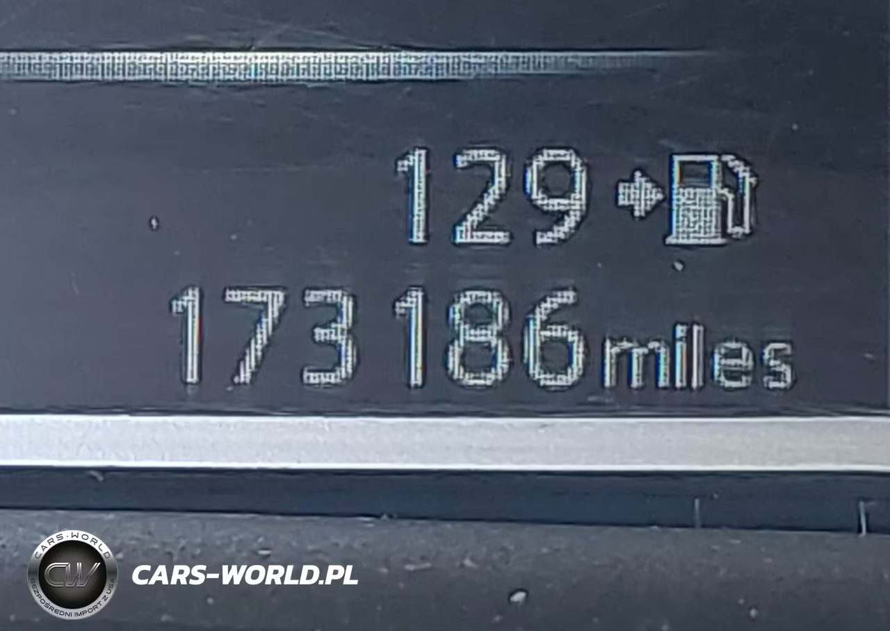 2018 Nissan Sentra Sv VIN:3N1AB7AP2JL628734 - 15