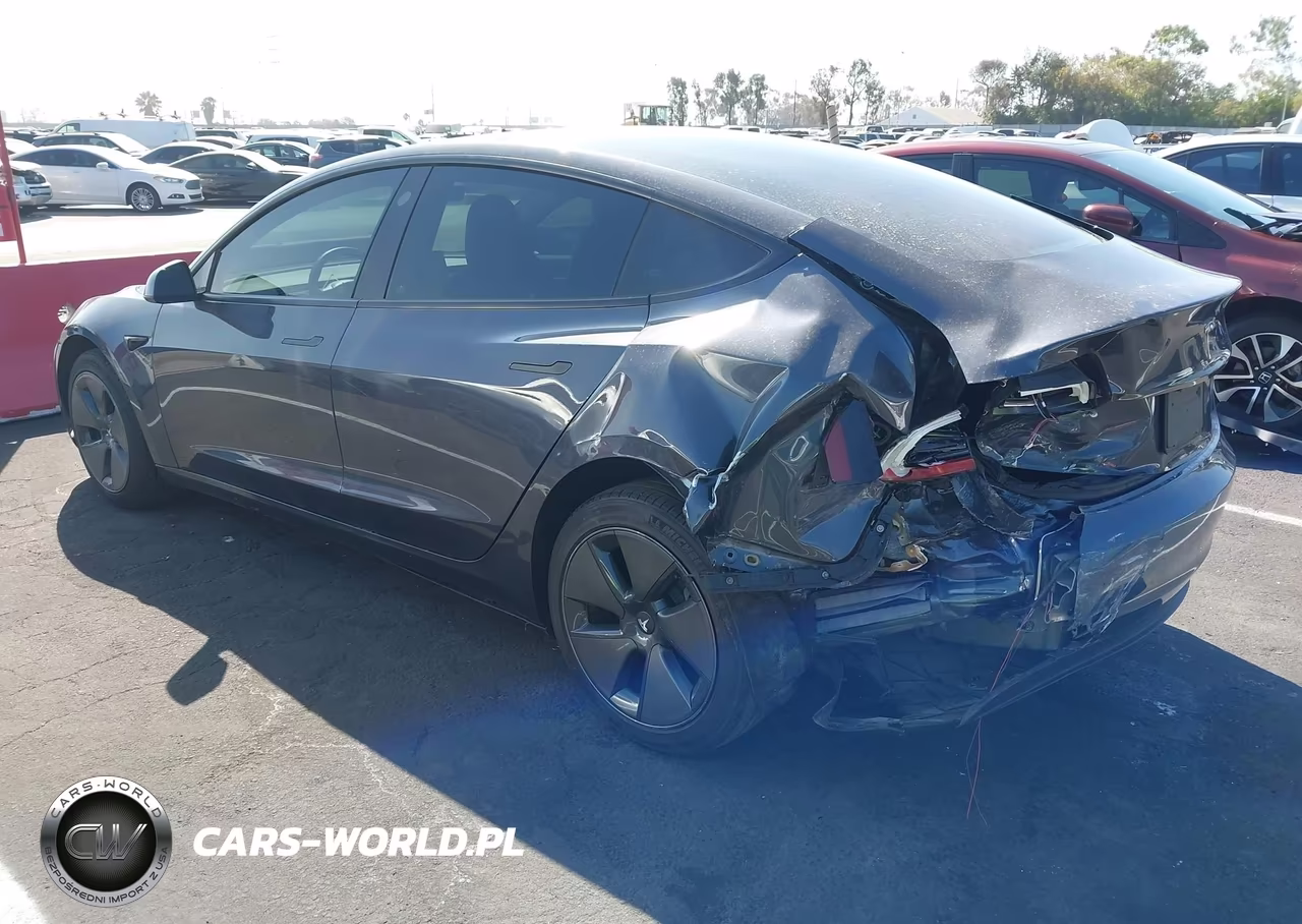 2021 Tesla Model 3 Standard Range Plus Rear-Wheel Drive VIN:5YJ3E1EA1MF083547 - 3