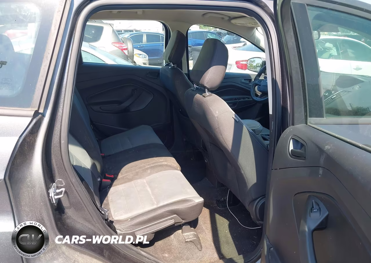 2018 Ford Escape S VIN:1FMCU0F73JUB95216 - 8