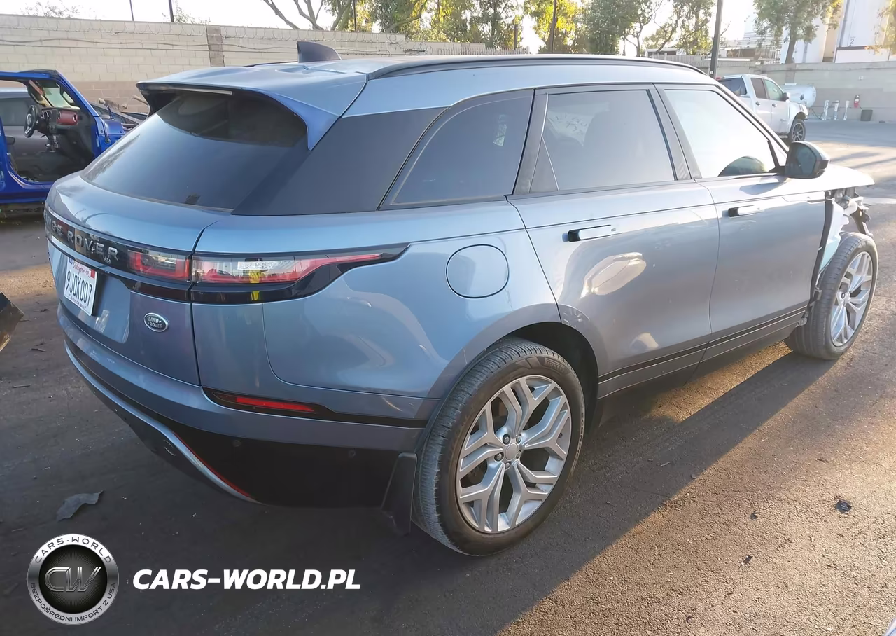 2018 Land Rover Range Rover Velar P250 Se R-Dynamic VIN:SALYL2RX0JA777899 - 4