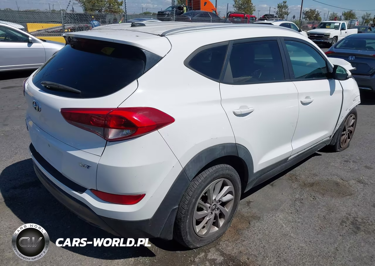2016 Hyundai Tucson Eco VIN:KM8J33A24GU063405 - 4