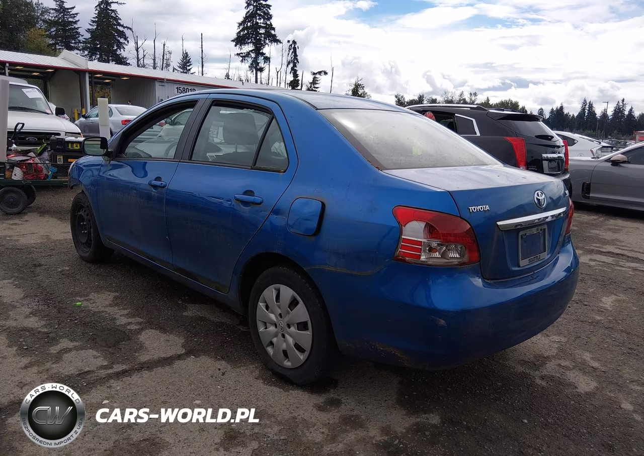 2010 Toyota Yaris VIN:JTDBT4K31A1359495 - 3