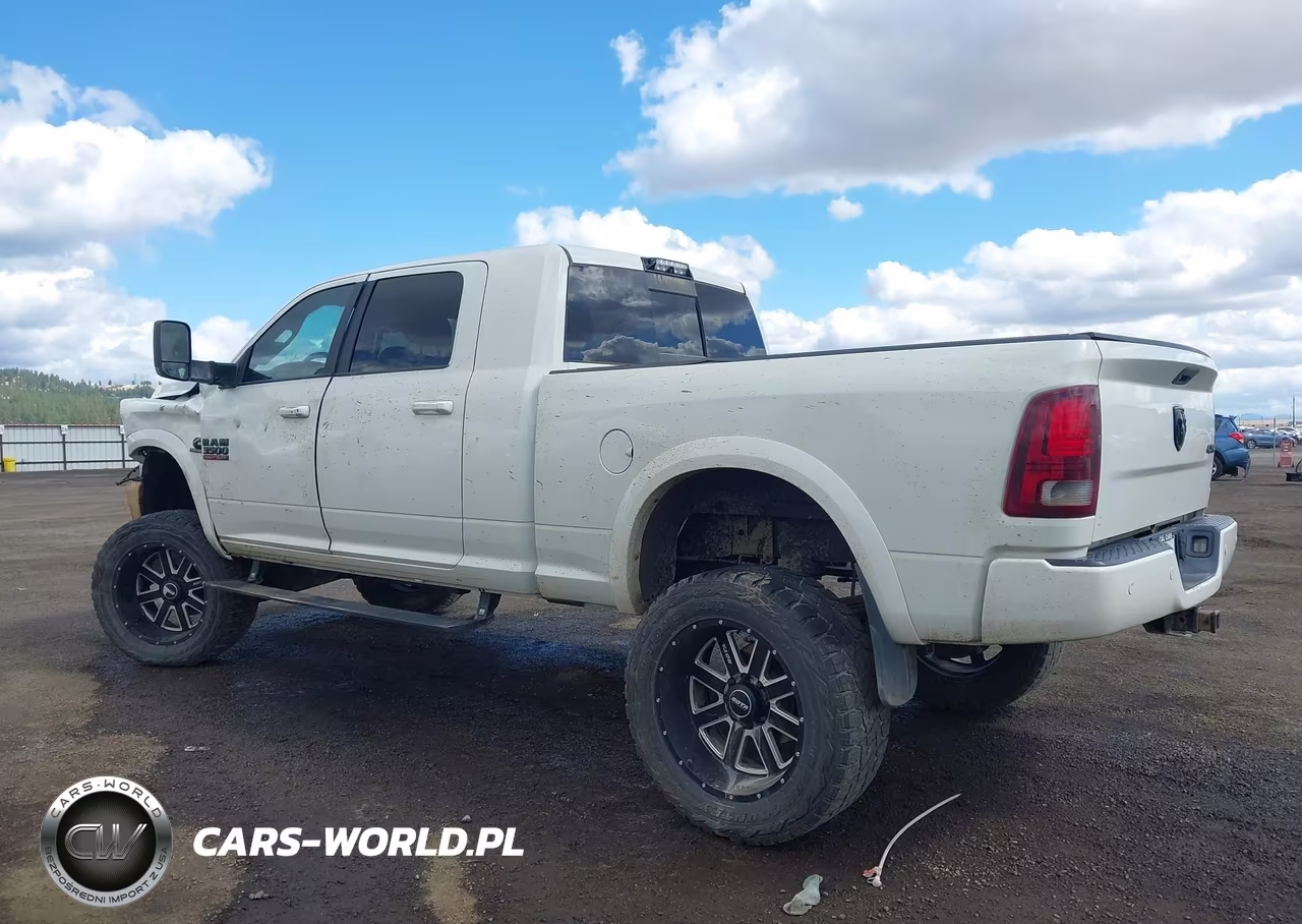 2016 Ram 3500 Laramie VIN:3C63R3ML8GG216507 - 14