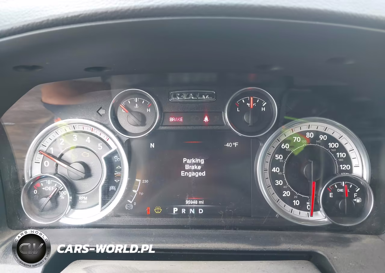 2016 Ram 3500 Laramie VIN:3C63R3ML8GG216507 - 7