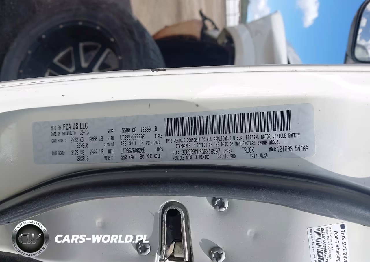 2016 Ram 3500 Laramie VIN:3C63R3ML8GG216507 - 9