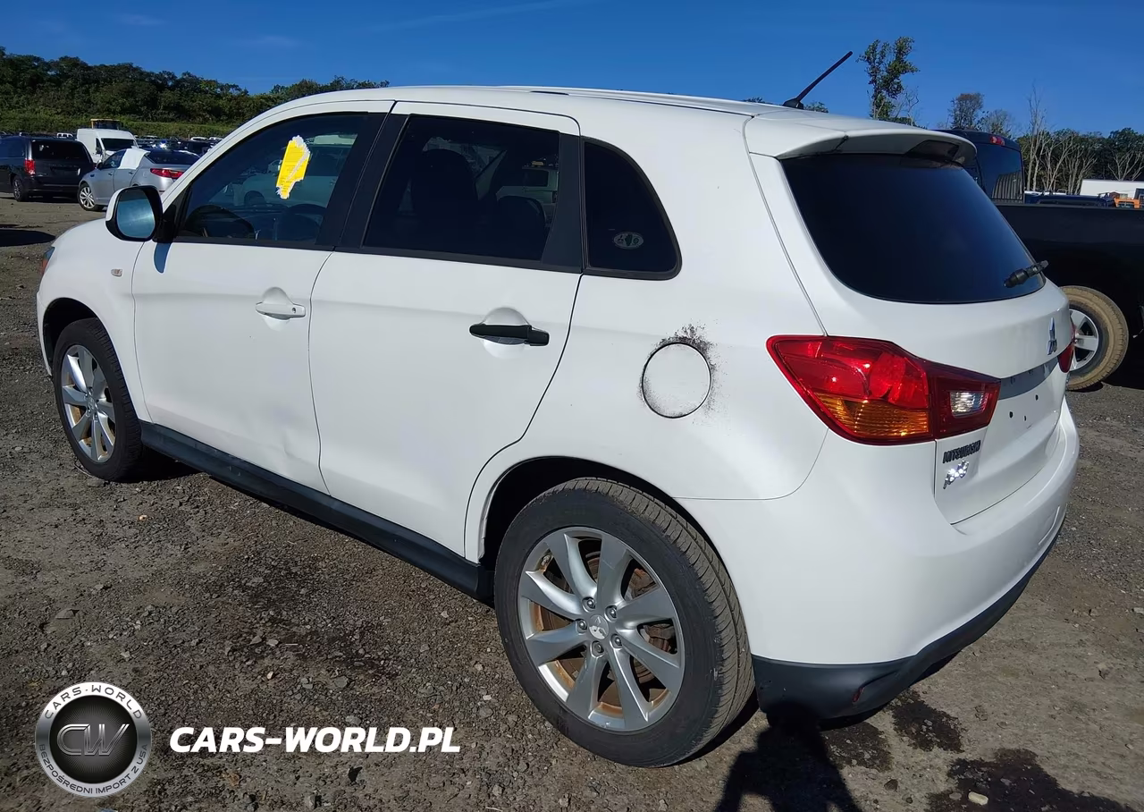 2015 Mitsubishi Outlander Sport Es VIN:4A4AR3AU4FE056251 - 3