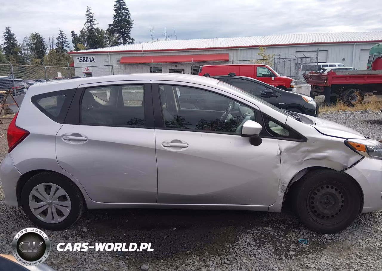2018 Nissan Versa Note Sv VIN:3N1CE2CP0JL352215 - 13