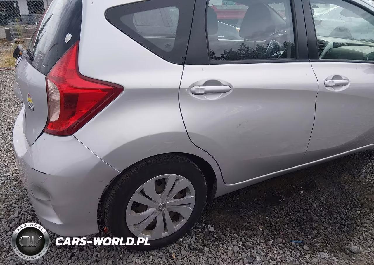 2018 Nissan Versa Note Sv VIN:3N1CE2CP0JL352215 - 19