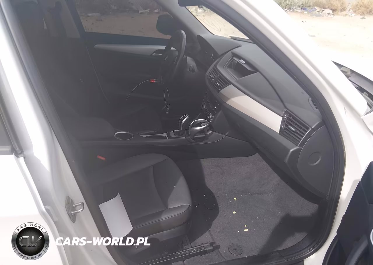 2015 BMW X1 xDrive28I VIN:WBAVL1C51FVY34071 - 5