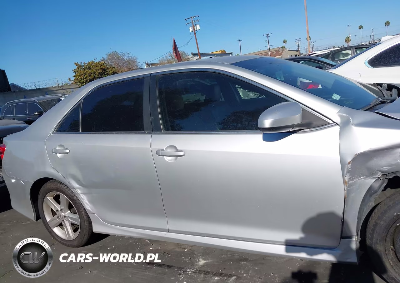 2014 Toyota Camry Se VIN:4T1BF1FKXEU788691 - 13