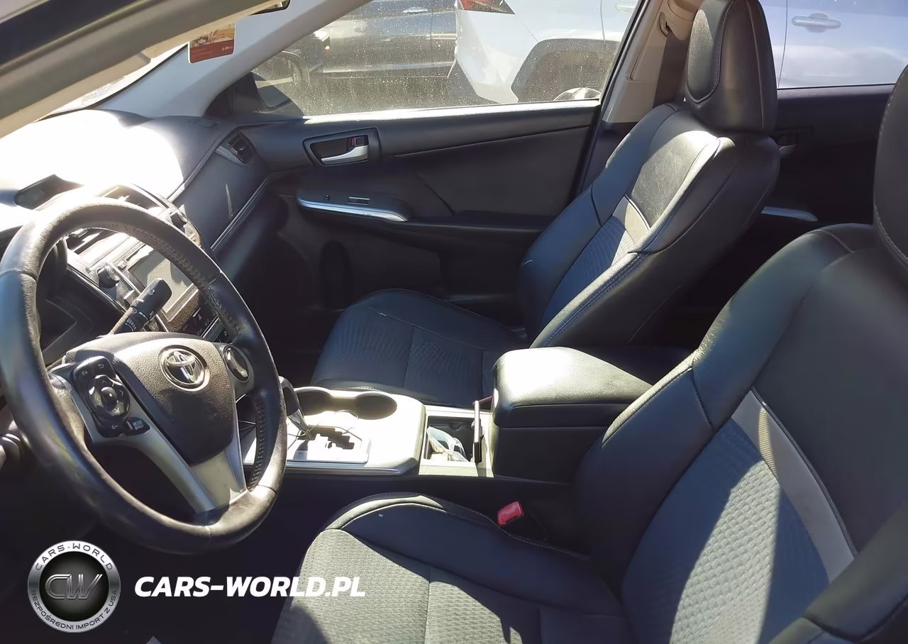 2014 Toyota Camry Se VIN:4T1BF1FKXEU788691 - 17