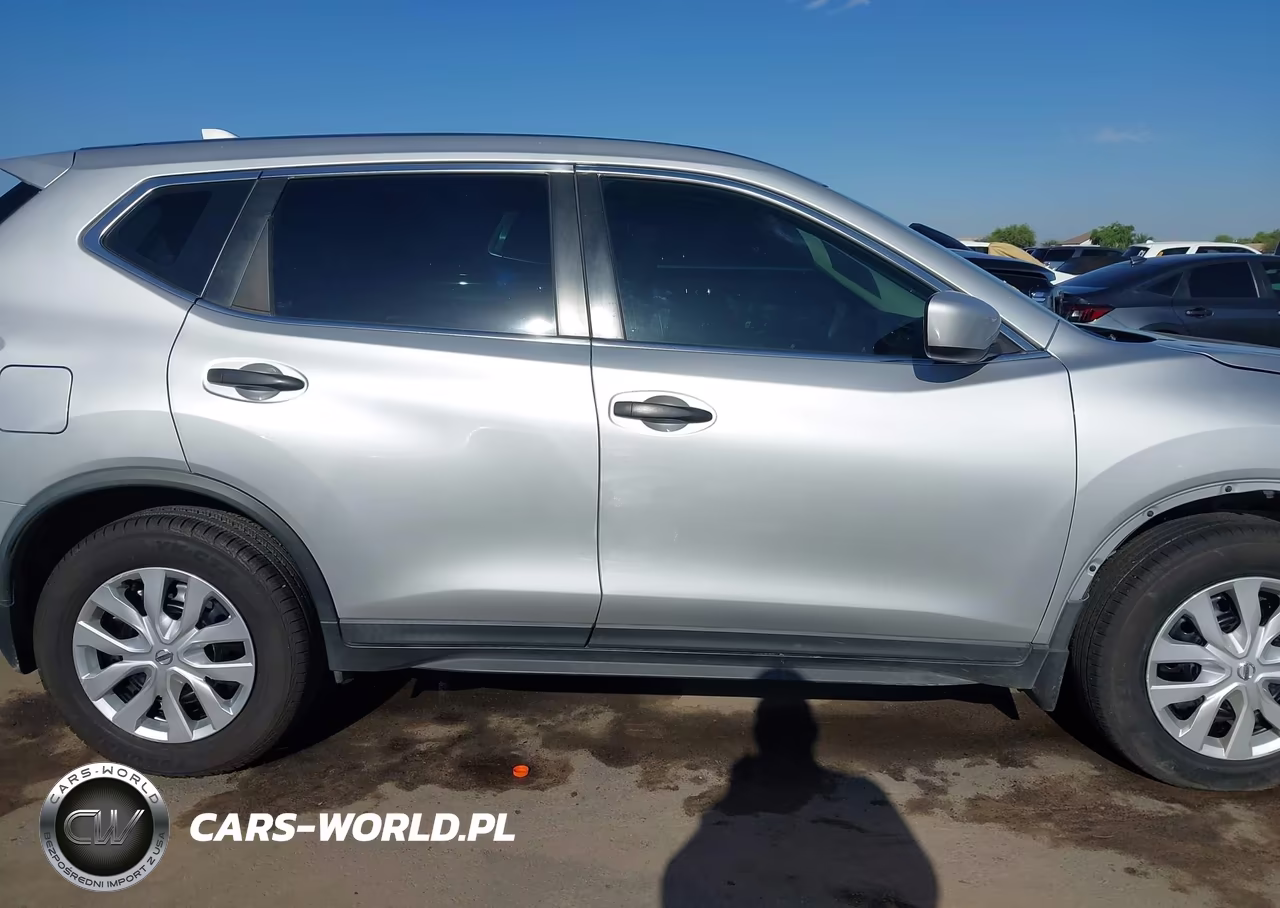 2018 Nissan Rogue S VIN:KNMAT2MT4JP540942 - 14