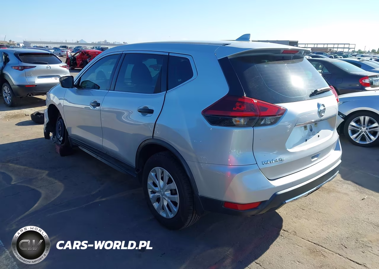 2018 Nissan Rogue S VIN:KNMAT2MT4JP540942 - 3