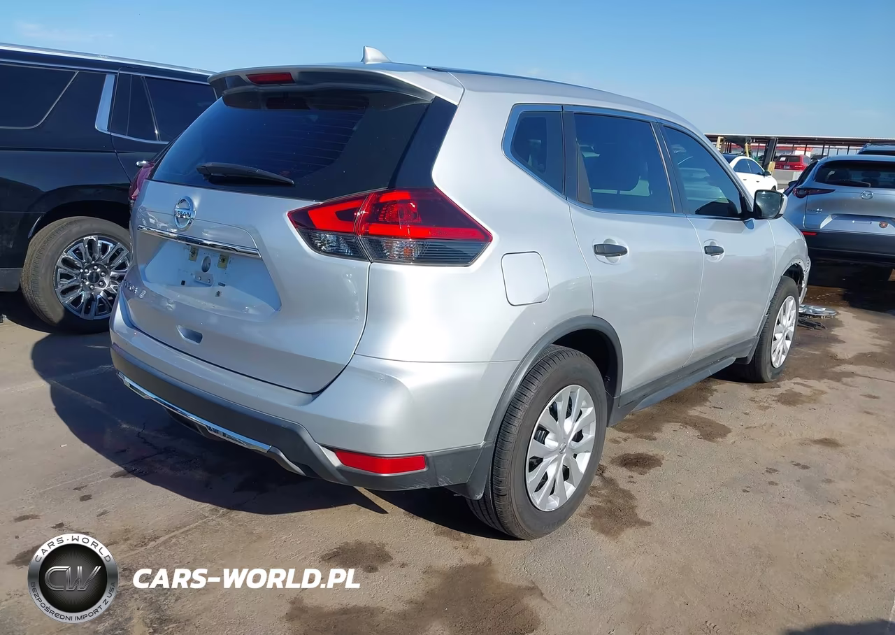 2018 Nissan Rogue S VIN:KNMAT2MT4JP540942 - 4