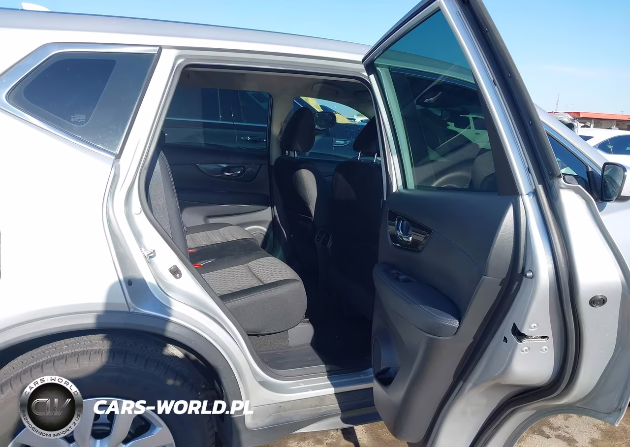 2018 Nissan Rogue S VIN:KNMAT2MT4JP540942 - 8
