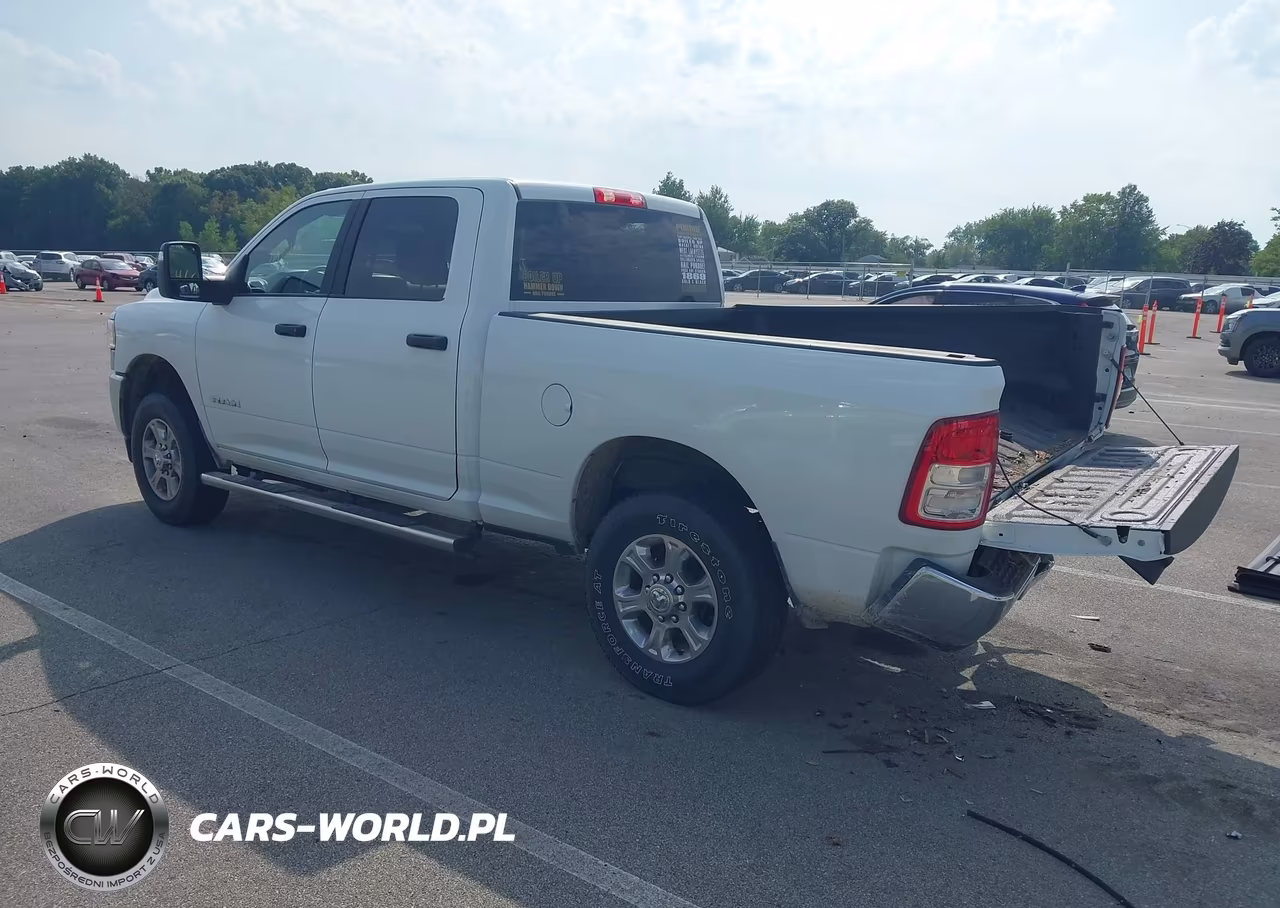 2024 Ram 2500 Big Horn 4X4 6'4 Box VIN:3C6UR5DJ2RG146004 - 3