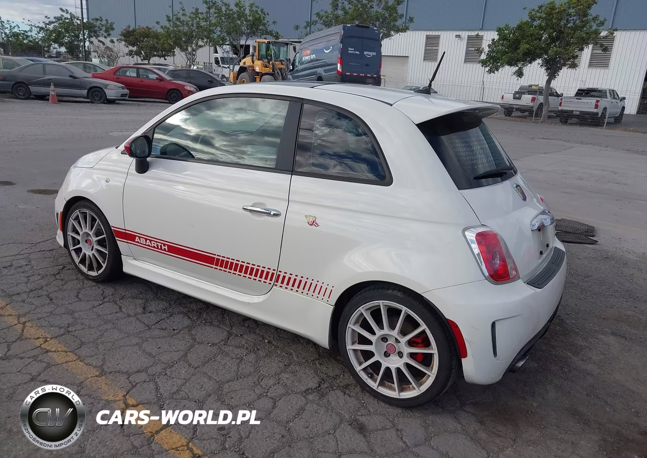 2013 Fiat 500 Abarth VIN:3C3CFFFH0DT624387 - 3
