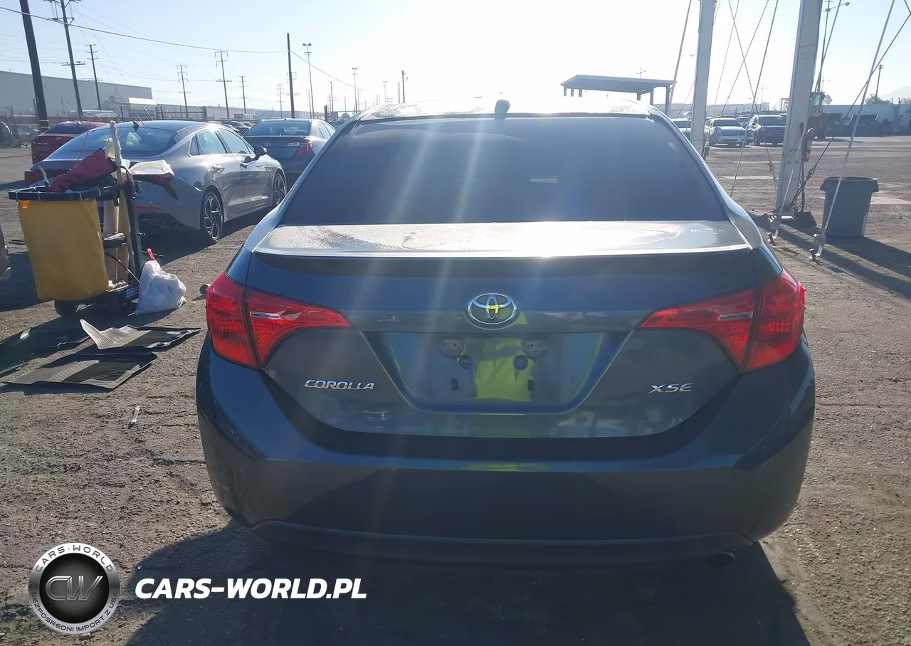 2018 Toyota Corolla Xse VIN:5YFBURHE7JP787831 - 16