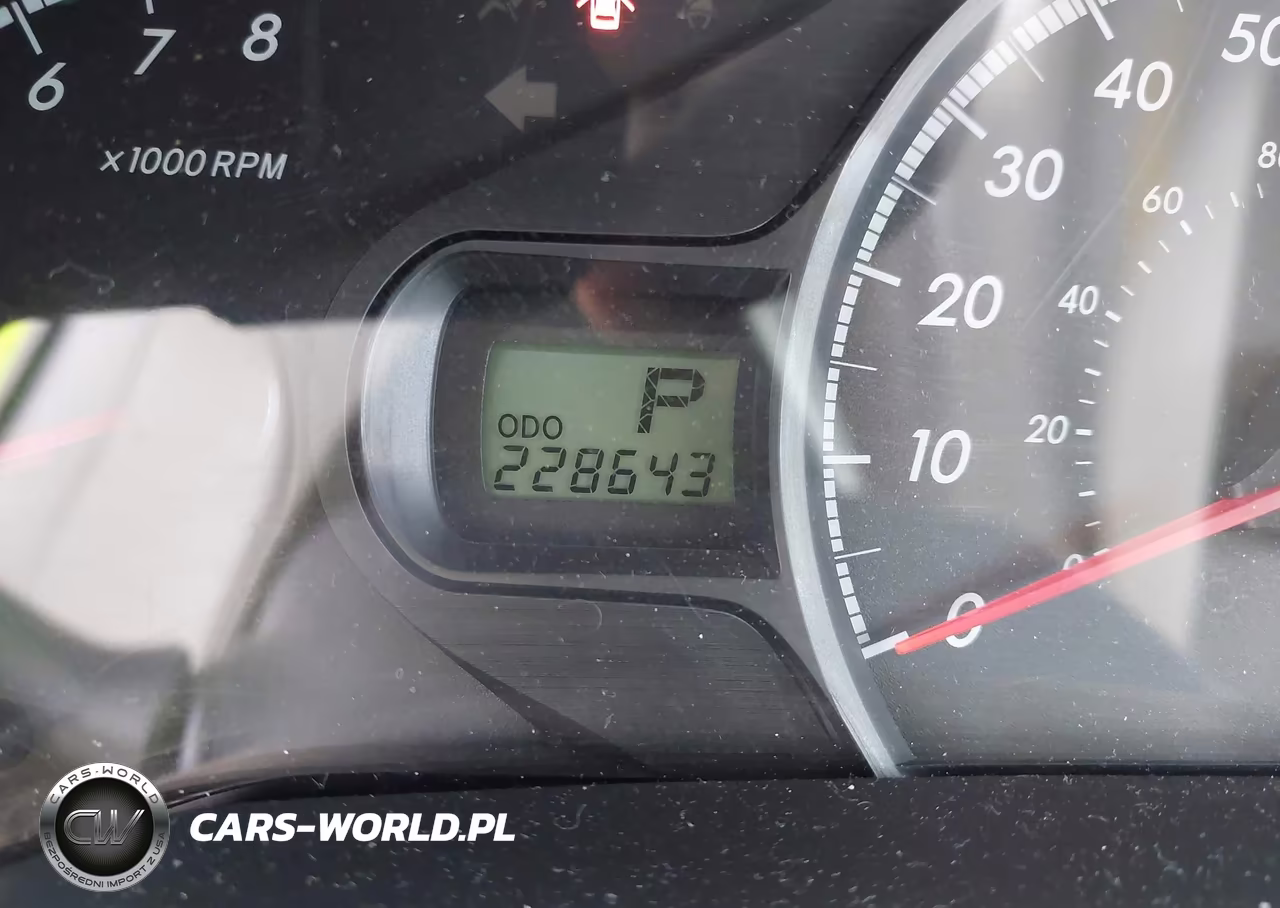 2014 Toyota Sienna Le V6 8 Passenger VIN:5TDKK3DC5ES526430 - 15