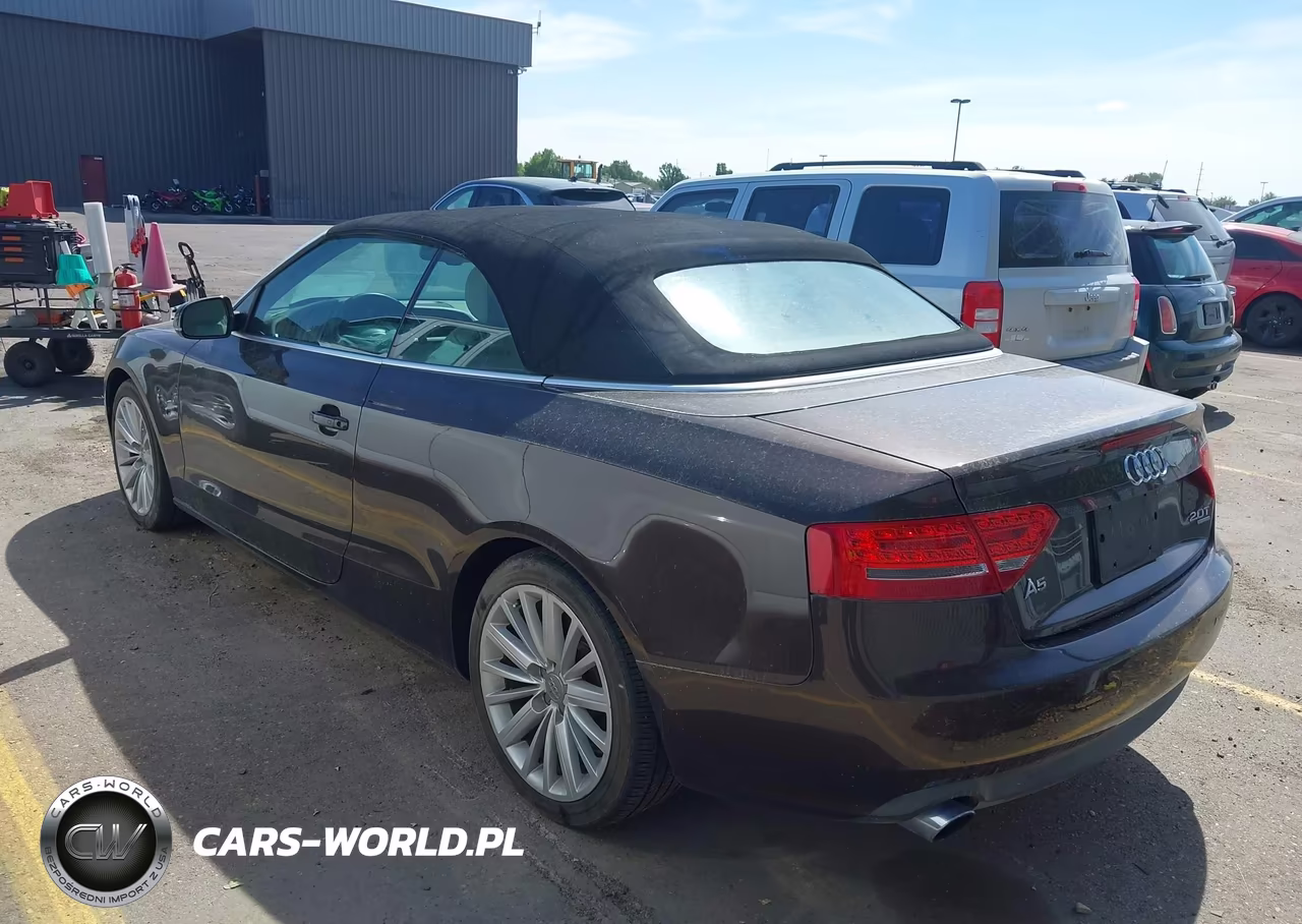 2011 Audi A5 2.0T Premium VIN:WAUVFAFH4BN019208 - 3
