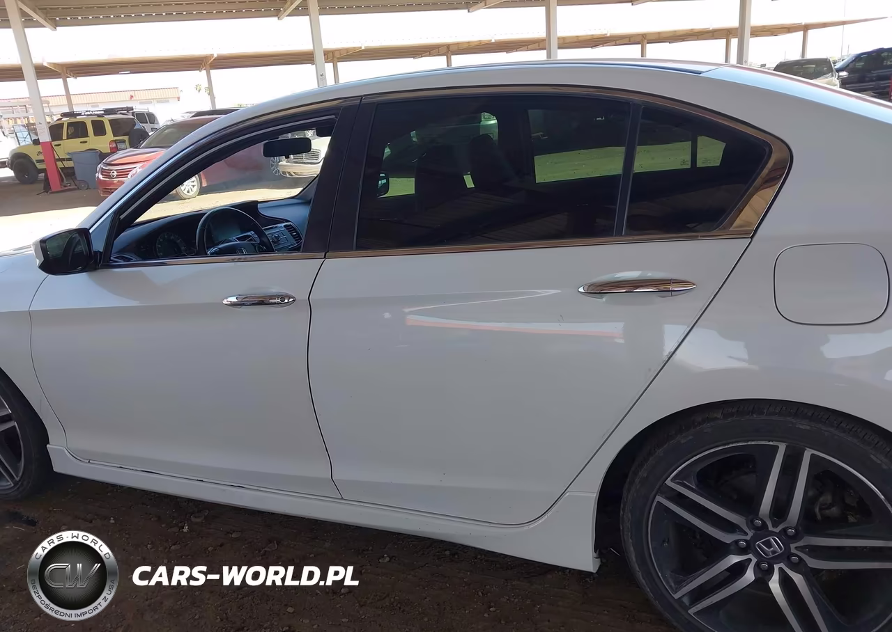 2017 Honda Accord Sport VIN:1HGCR2F51HA152748 - 15