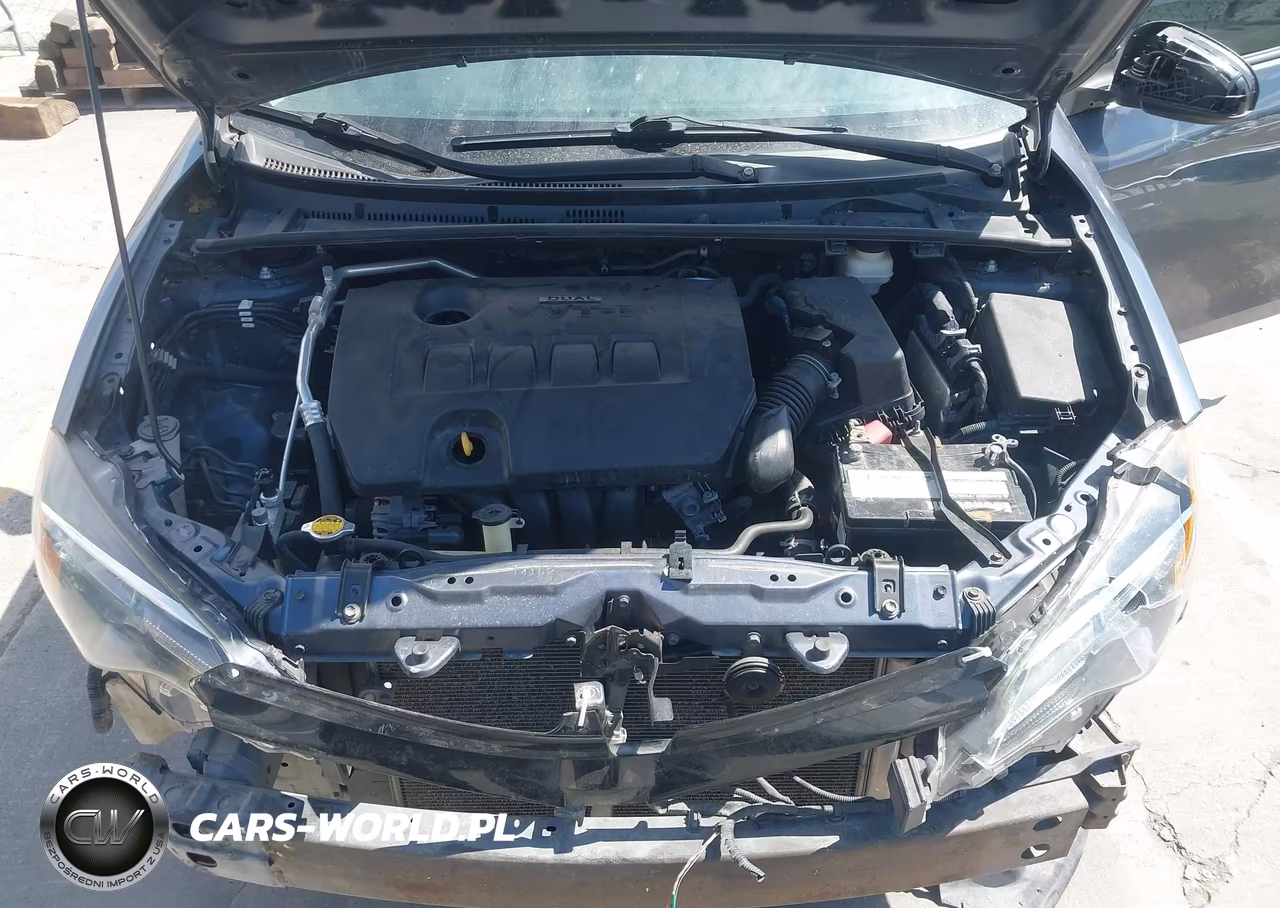 2017 Toyota Corolla Le VIN:5YFBURHE4HP639565 - 10