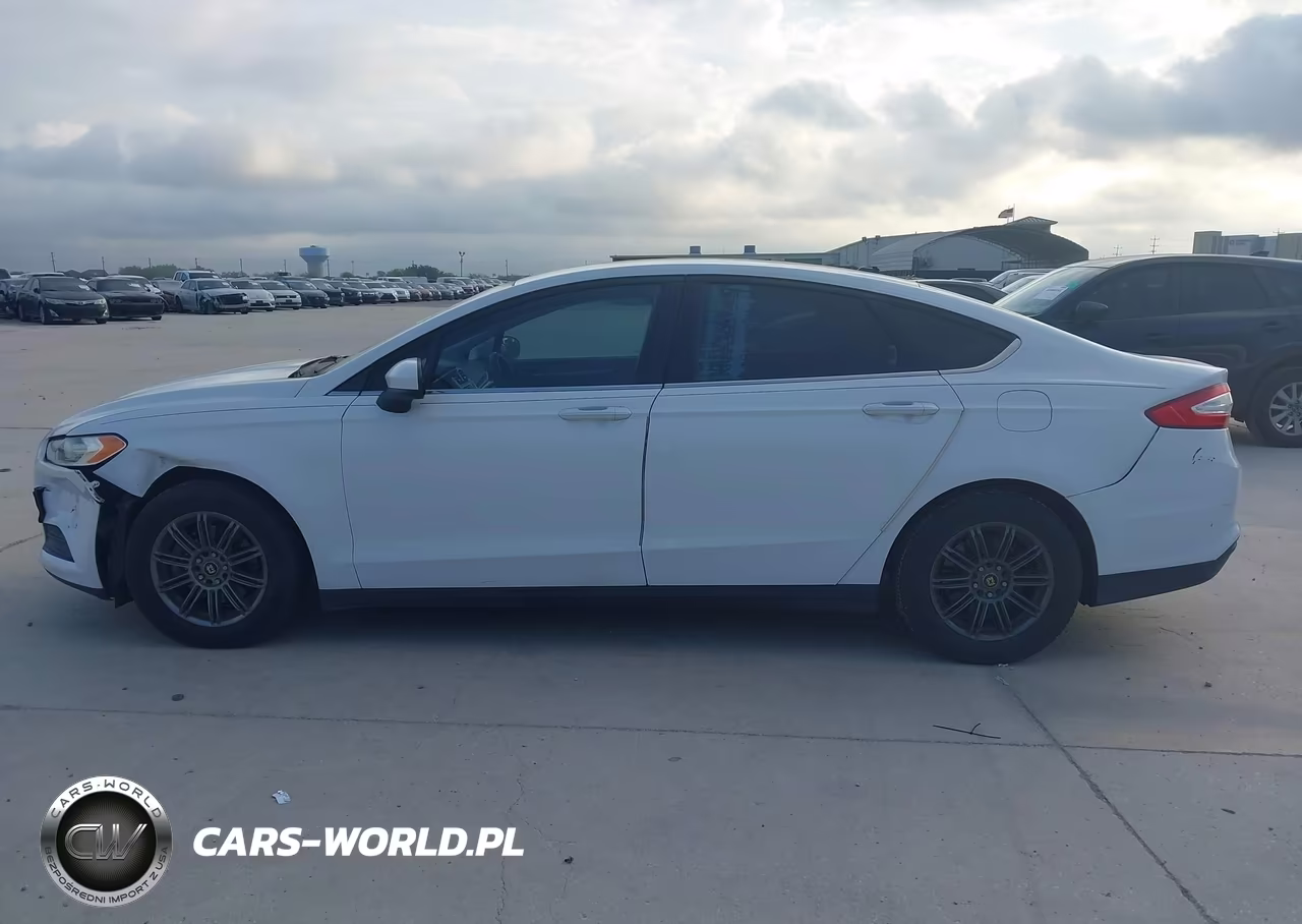 2014 Ford Fusion S VIN:3FA6P0G72ER233481 - 14