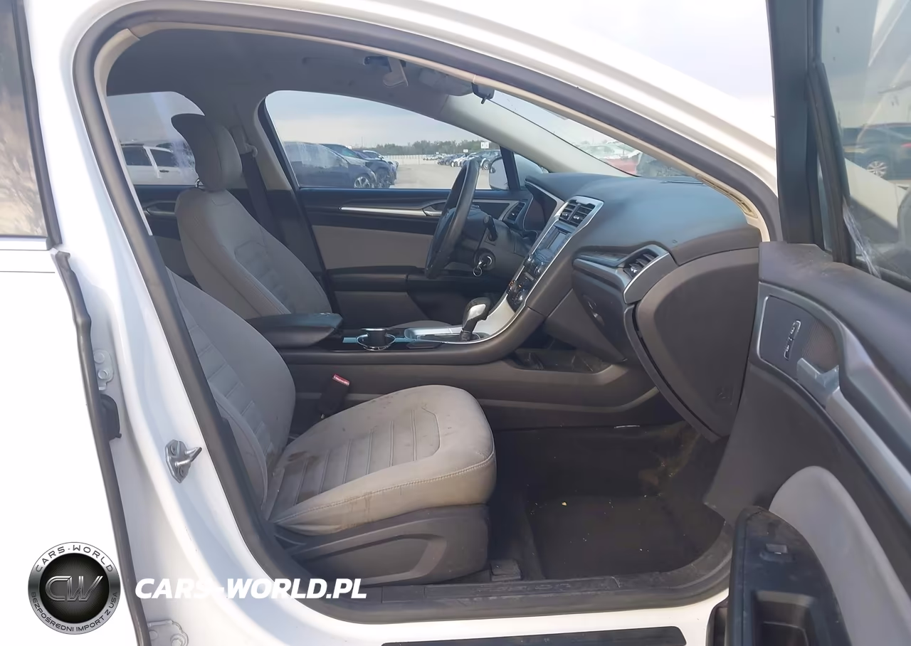 2014 Ford Fusion S VIN:3FA6P0G72ER233481 - 5