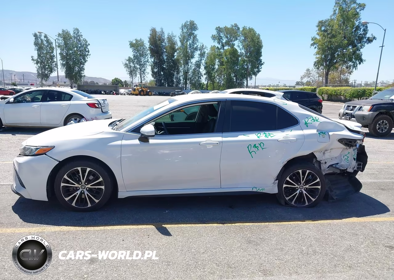 2019 Toyota Camry Se VIN:4T1B11HK0KU821110 - 14