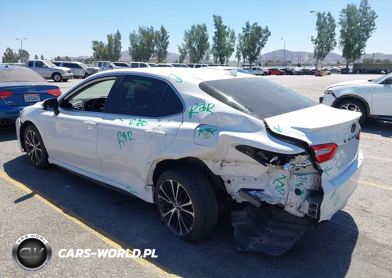 2019 Toyota Camry Se VIN:4T1B11HK0KU821110 - 3