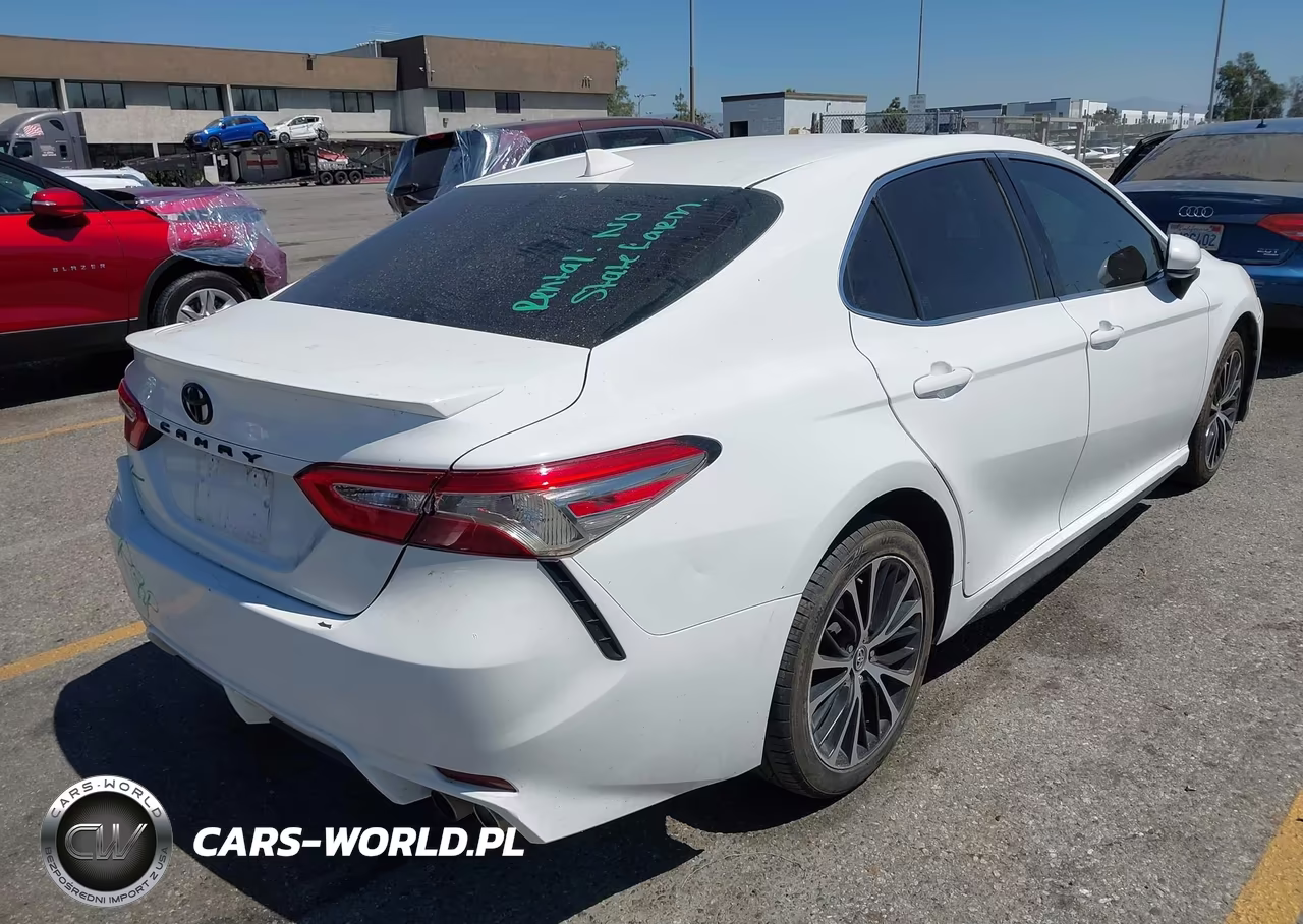 2019 Toyota Camry Se VIN:4T1B11HK0KU821110 - 4