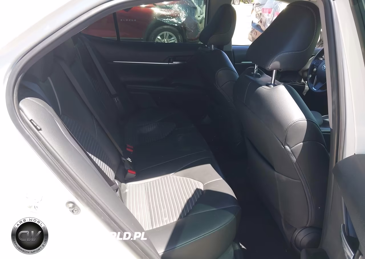 2019 Toyota Camry Se VIN:4T1B11HK0KU821110 - 8